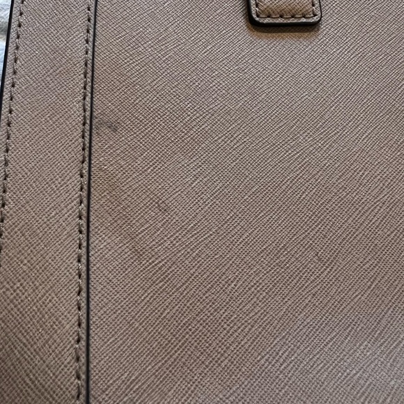 Tan Michael Kors Purse - Picture 9 of 9